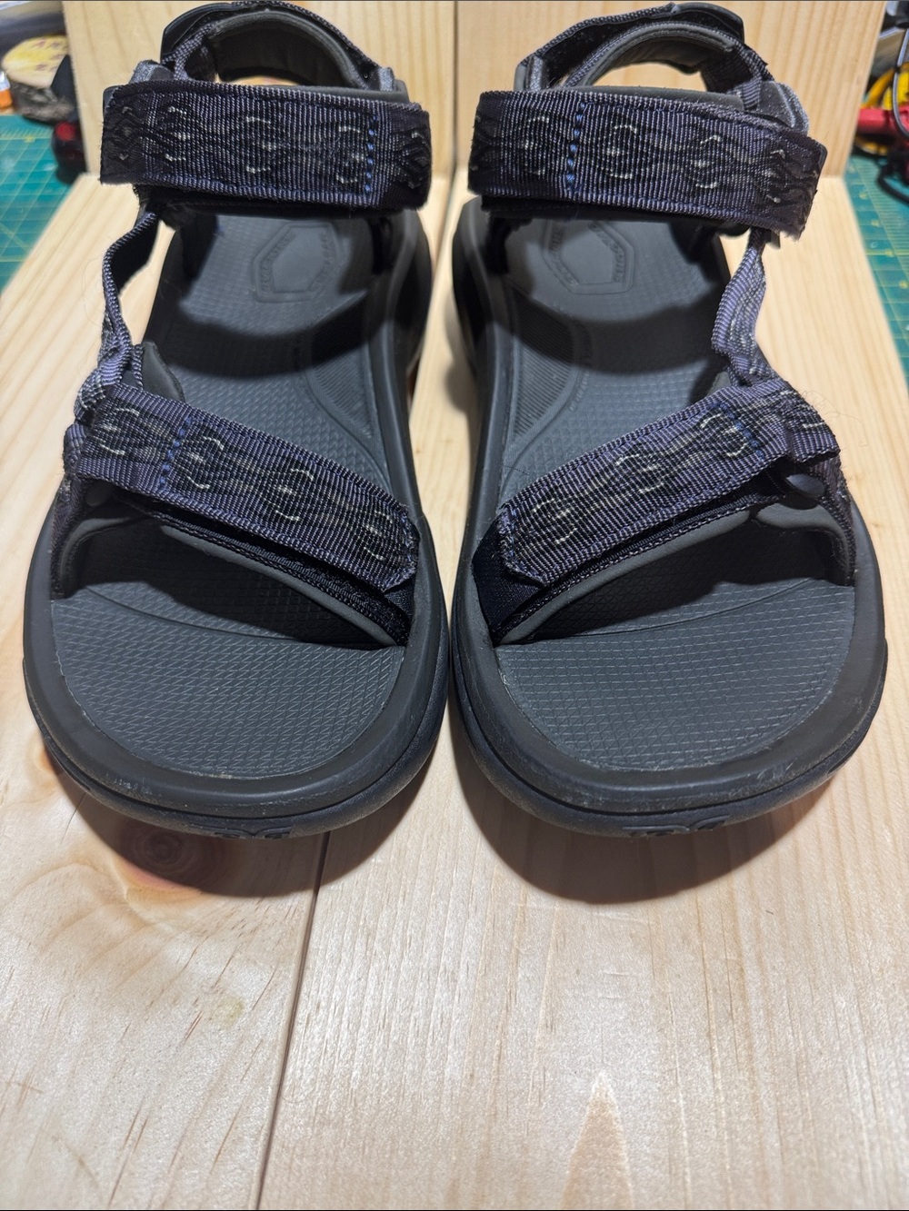 RARE Teva Terra Fi 3 Sample Unreleased Colorway Black Grey mens size 9